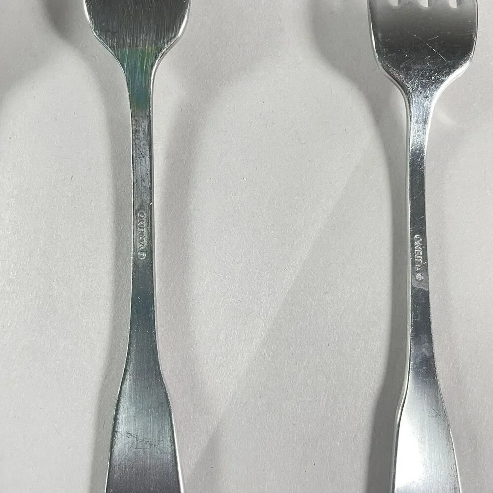 Set of 4 Oneida USA Yankee Clipper Dinner Forks Salad Fork Sugar Spoon Stainless